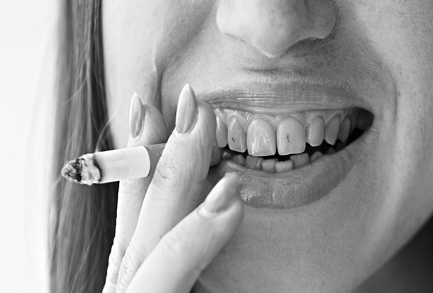 El tabaco y la salud bucodental - Ángela Apostu Estudio Dental